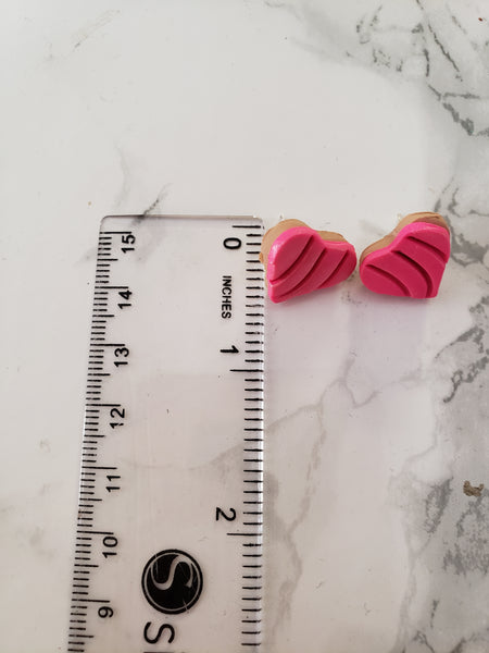 Concha Stud Earrings
